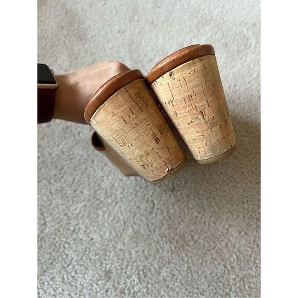 Coach Jazmin Cork Wedge Sandal size 9B Cream Brown - Picture 7 of 13